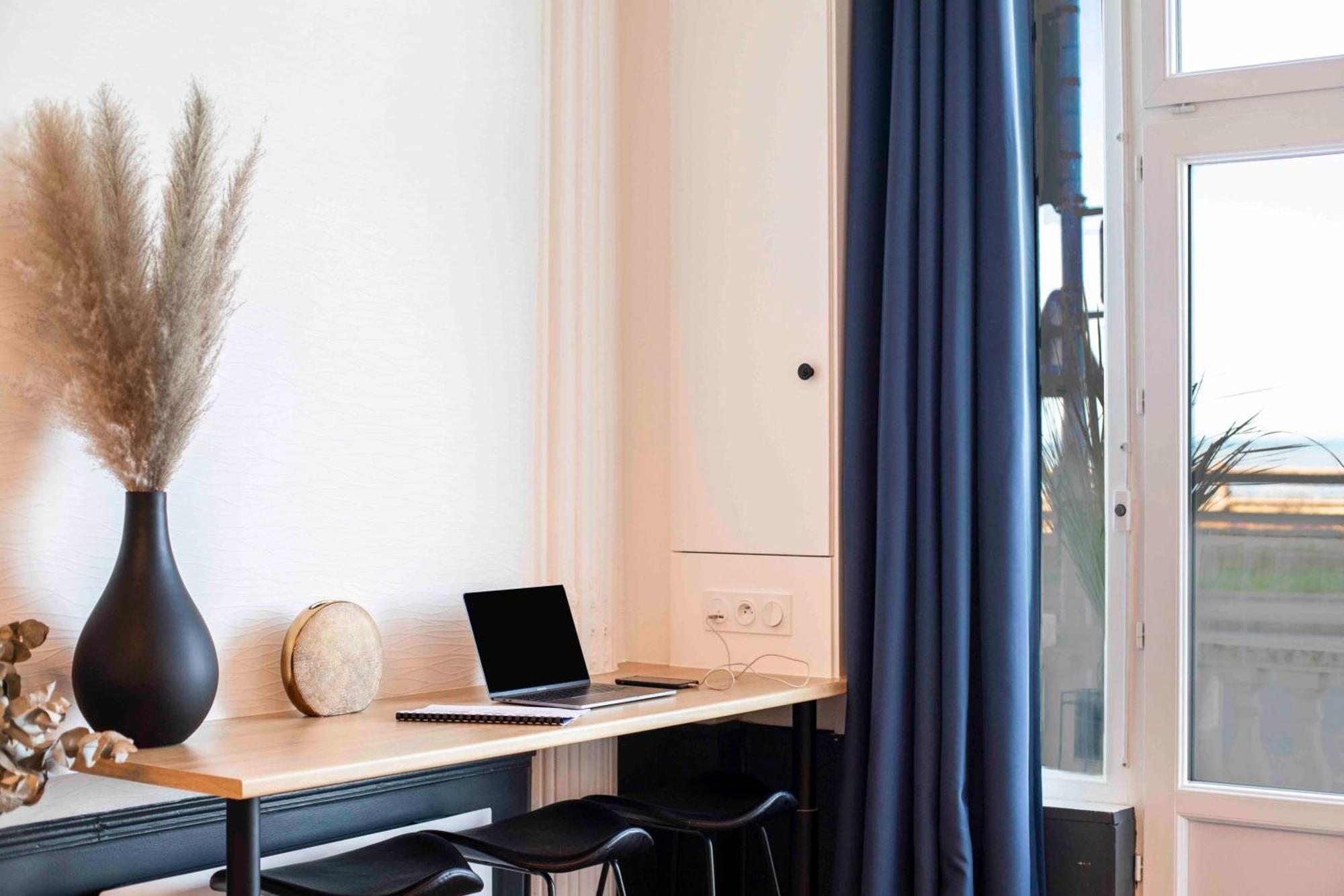 Welc'Home In Houlgate - Vue Et Acces Direct Sur Mer Exteriör bild